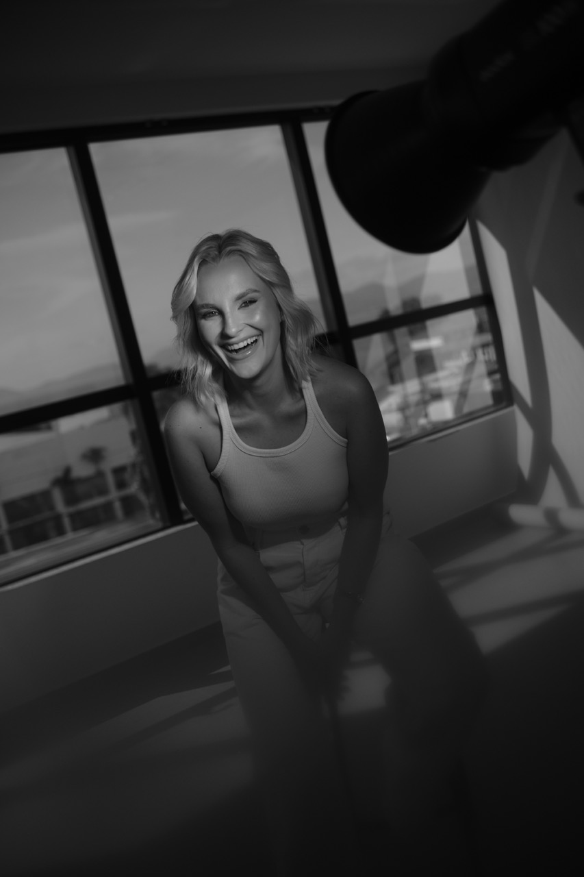 Gabriela sorrindo